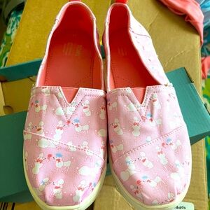 Girls Tom’s with poodle dog pattern